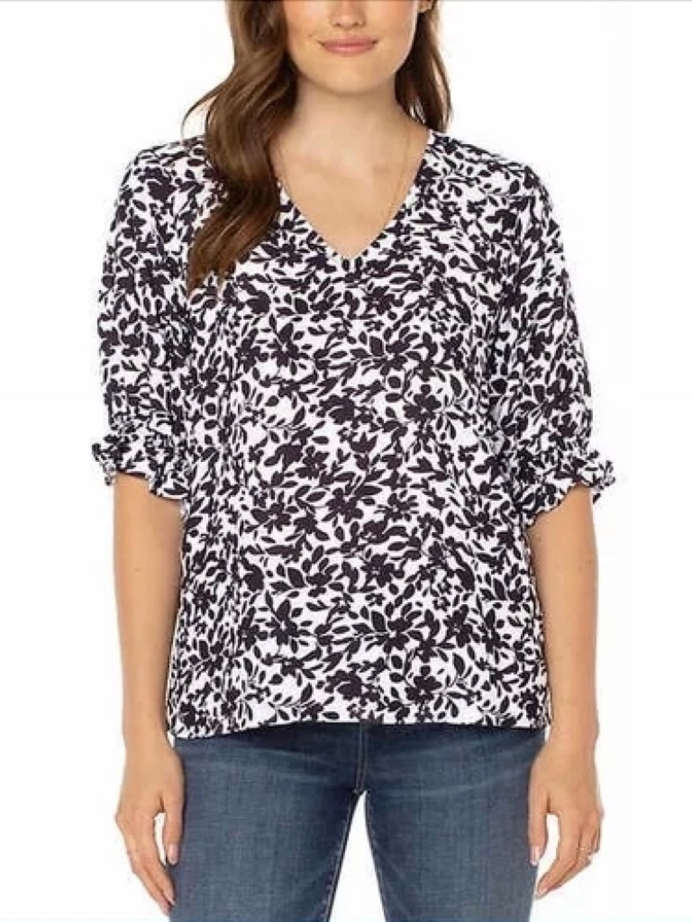NWT Well Worn V-Neck Ruffle Sleeve Floral Blouse Black White L